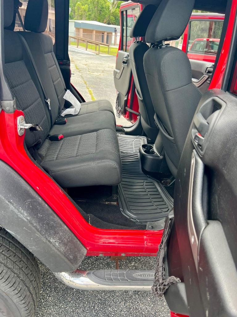 2012 Jeep Wrangler Unlimited Sport - Photo 12