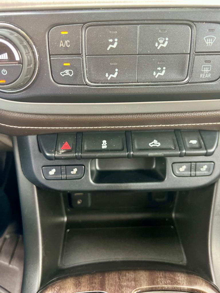 2016 GMC Canyon SLT - Photo 11