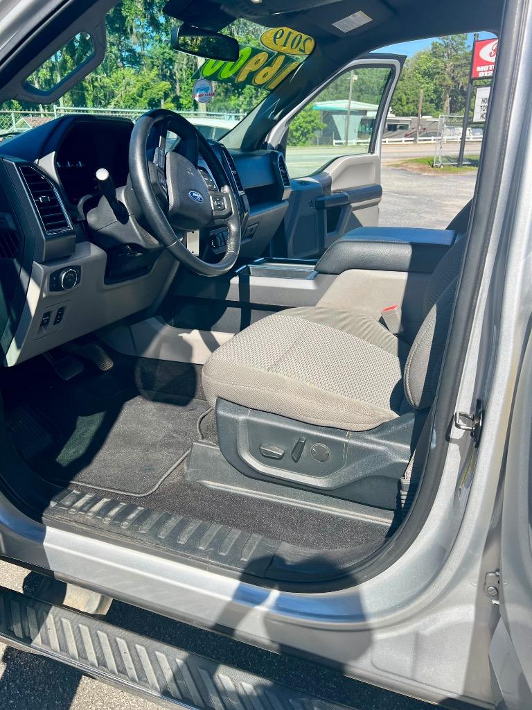 2019 Ford F-150 XLT - Photo 11